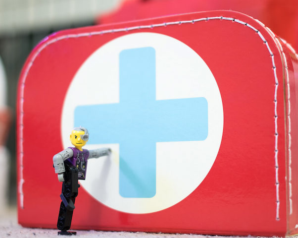 Why cyborgs need free software